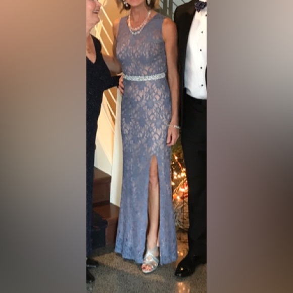 NYE celebration? Mother of the bride? - Picture 5 of 5